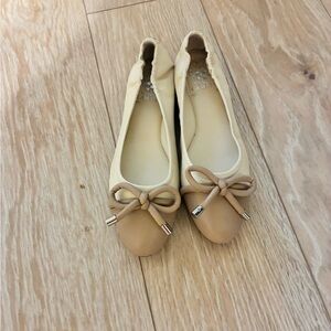 Vince Camuto Two-Tone Cream and Tan Bow Ballet Flats